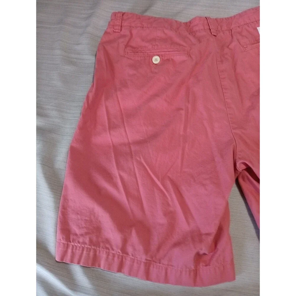 Vineyard Vines Shorts Mens Size 34 Pink Golf  Casual *See Pictures For Condition